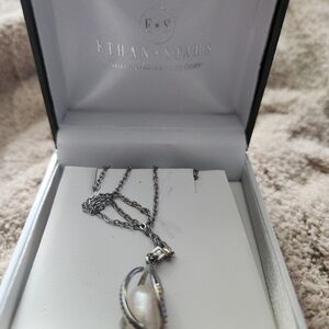 Silver Pearl Pendant Necklace - White Pearl